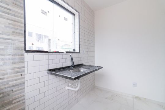 Cozinha de apartamento à venda com 2 quartos, 36m² em Vila Marieta, São Paulo