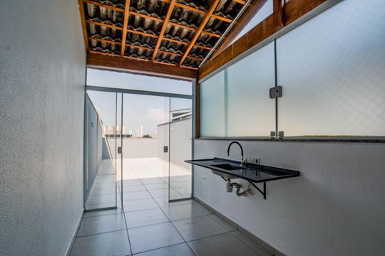 Cozinha e Área de Serviço de apartamento para alugar com 2 quartos, 116m² em Vila Leopoldina, Santo André