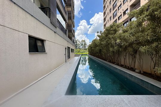 Área comum - Piscina de apartamento para alugar com 1 quarto, 41m² em Empresarial 18 do Forte, Barueri