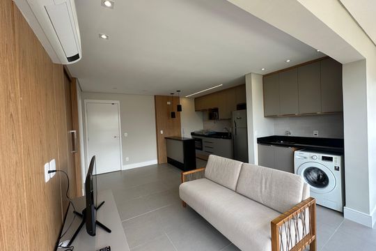 Sala de apartamento para alugar com 1 quarto, 41m² em Empresarial 18 do Forte, Barueri