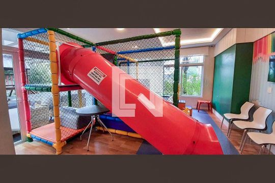 Área comum - Playground de apartamento à venda com 3 quartos, 113m² em Vila Osasco, Osasco