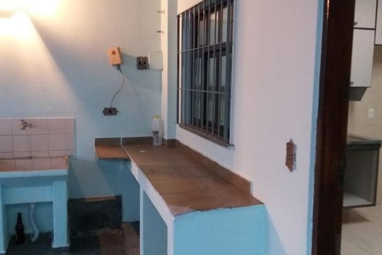 Casa à venda com 3 quartos, 179m² em Penha de França, São Paulo