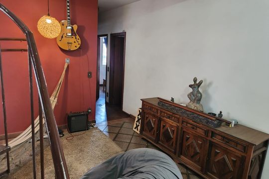 Apartamento à venda com 3 quartos, 150m² em Carlos Prates, Belo Horizonte