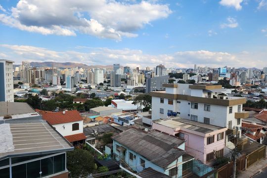 Apartamento à venda com 3 quartos, 150m² em Carlos Prates, Belo Horizonte
