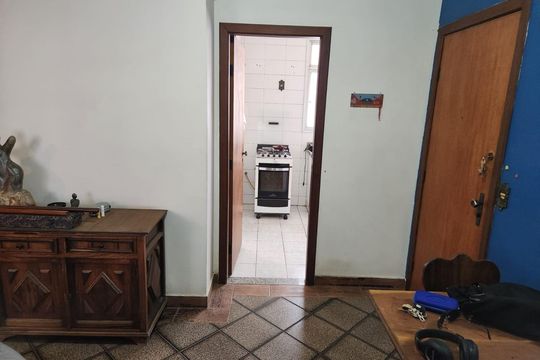 Apartamento à venda com 3 quartos, 150m² em Carlos Prates, Belo Horizonte