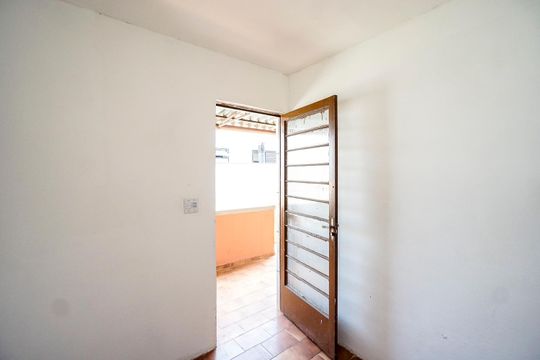 Quarto de serviço de casa de condomínio para alugar com 1 quarto, 65m² em Vila Carrão, São Paulo
