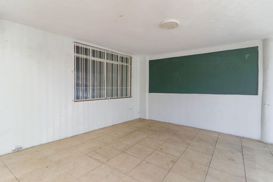Garagem de casa à venda com 3 quartos, 125m² em Itaim Bibi, São Paulo