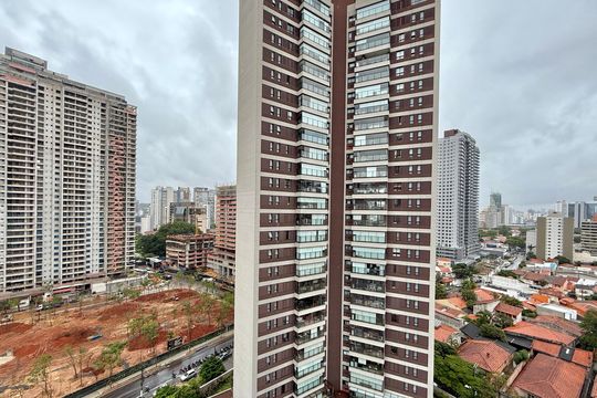 Vista de kitnet/studio para alugar com 0 quarto, 27m² em Jardim das Acacias, São Paulo