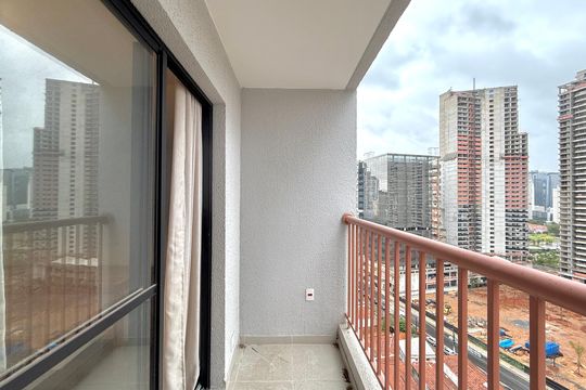 Sacada de kitnet/studio para alugar com 0 quarto, 27m² em Jardim das Acacias, São Paulo