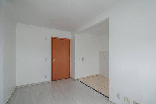 Sala de apartamento para alugar com 2 quartos, 44m² em Morro Santana, Porto Alegre