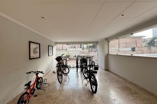 Bicicletário de apartamento à venda com 2 quartos, 98m² em Vila Nova Conceição, São Paulo