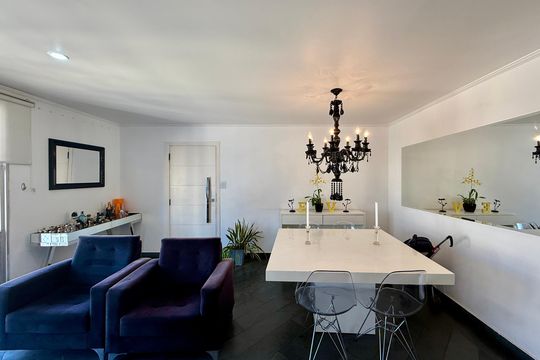 Sala de apartamento à venda com 2 quartos, 98m² em Vila Nova Conceição, São Paulo