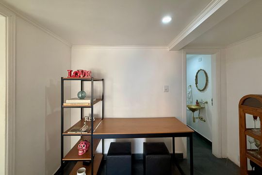 Sala  de apartamento à venda com 2 quartos, 98m² em Vila Nova Conceição, São Paulo