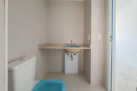 Banheiro de kitnet/studio à venda com 1 quarto, 21m² em Paraíso, São Paulo