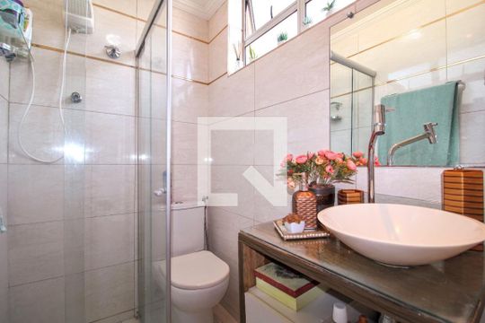 Apartamento à venda com 3 quartos, 110m² em Santa Efigênia, Belo Horizonte