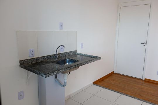 Cozinha de apartamento à venda com 1 quarto, 39m² em Padroeira, Osasco
