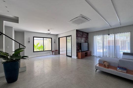 Sala de casa à venda com 4 quartos, 350m² em Recreio dos Bandeirantes, Rio de Janeiro