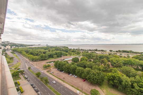 Vista da Sala de apartamento à venda com 3 quartos, 170m² em Praia de Belas, Porto Alegre