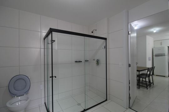 Banheiro de apartamento à venda com 1 quarto, 75m² em Taquara, Rio de Janeiro
