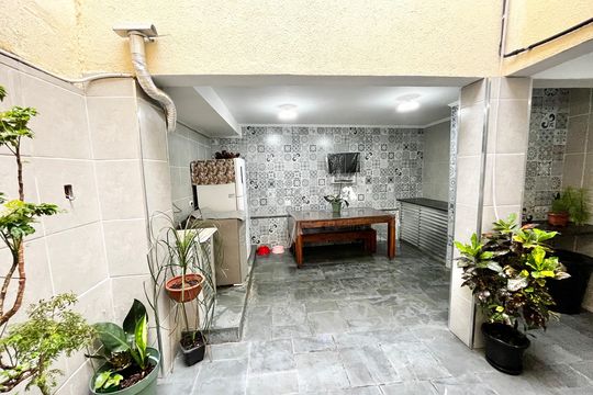 Quintal de casa à venda com 3 quartos, 200m² em Jardim Carlu, São Paulo