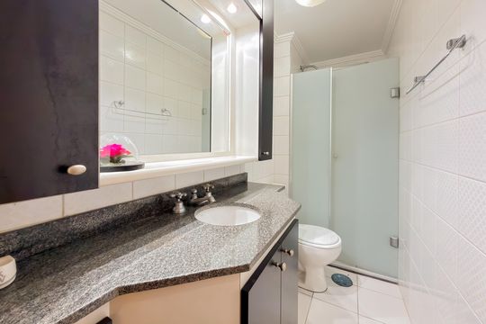 Banheiro Social de apartamento à venda com 3 quartos, 78m² em Ipiranga, São Paulo