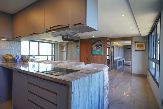 Cozinha de apartamento à venda com 3 quartos, 144m² em Independência, Porto Alegre