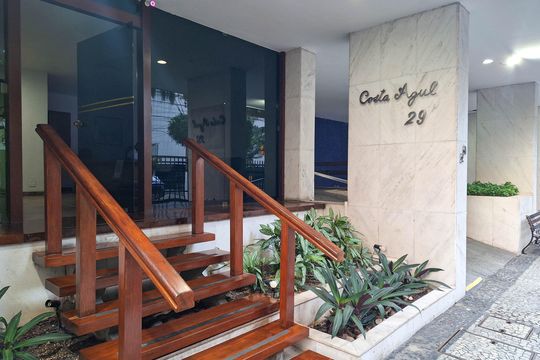 Fachada de apartamento à venda com 4 quartos, 225m² em Icaraí, Niterói