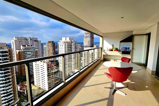 Apartamento à venda com 3 quartos, 157m² em Perdizes, São Paulo