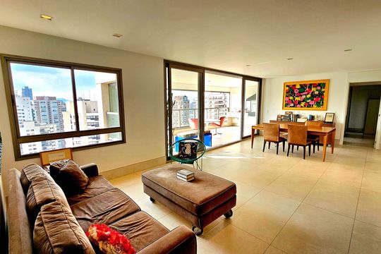 Apartamento à venda com 3 quartos, 157m² em Perdizes, São Paulo