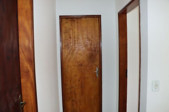 Casa de Condomínio para alugar com 4 quartos, 250m² em Vila Santo Antonio de Carapicuiba, Cotia