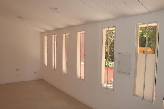 Casa de Condomínio para alugar com 4 quartos, 260m² em Vila Santo Antonio de Carapicuiba, Cotia
