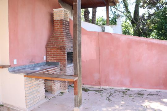 Casa de Condomínio para alugar com 4 quartos, 260m² em Vila Santo Antonio de Carapicuiba, Cotia