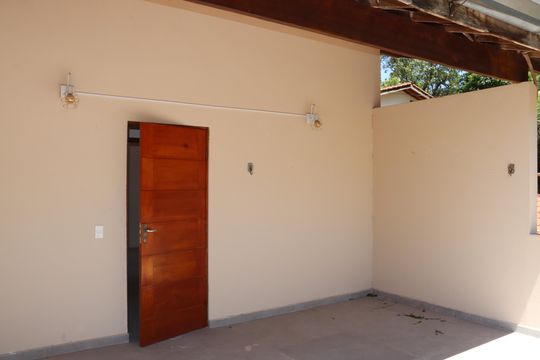 Casa de Condomínio para alugar com 4 quartos, 260m² em Vila Santo Antonio de Carapicuiba, Cotia