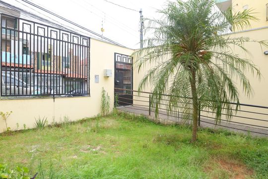Área comum - Hall de entrada do condomínio de apartamento para alugar com 1 quarto, 30m² em Vila Campanela, São Paulo
