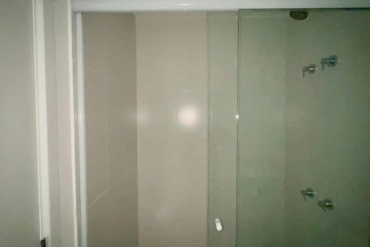 Banheiro de kitnet/studio à venda com 1 quarto, 24m² em Perdizes, São Paulo