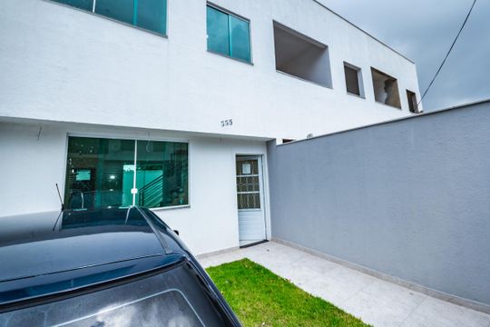 Casa à venda com 3 quartos, 100m² em Copacabana, Belo Horizonte