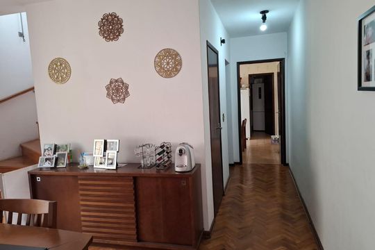 Sala de jantar de casa à venda com 3 quartos, 200m² em Vila Guarani, São Paulo