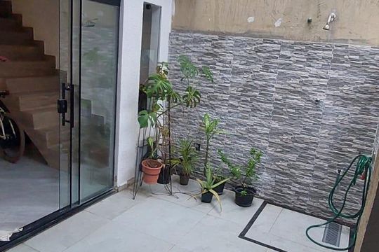 Área externa de casa de condomínio à venda com 3 quartos, 180m² em Vargem Pequena, Rio de Janeiro