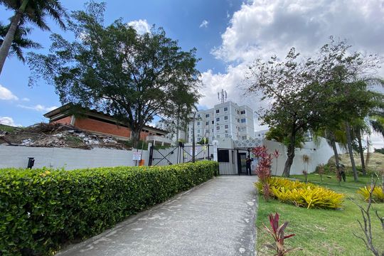 Fachada de apartamento à venda com 2 quartos, 55m² em Tomás Coelho, Rio de Janeiro