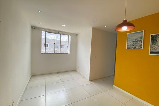 Sala de apartamento à venda com 2 quartos, 55m² em Tomás Coelho, Rio de Janeiro