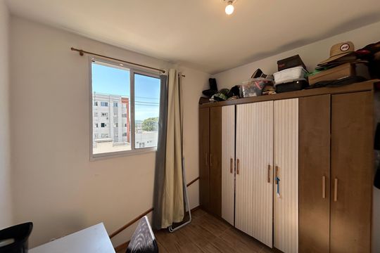 Quarto 2 de apartamento à venda com 2 quartos, 44m² em Feitoria, São Leopoldo
