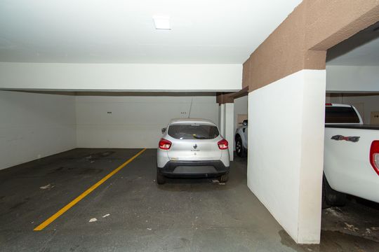 Garagem de apartamento para alugar com 3 quartos, 107m² em Gutierrez, Belo Horizonte