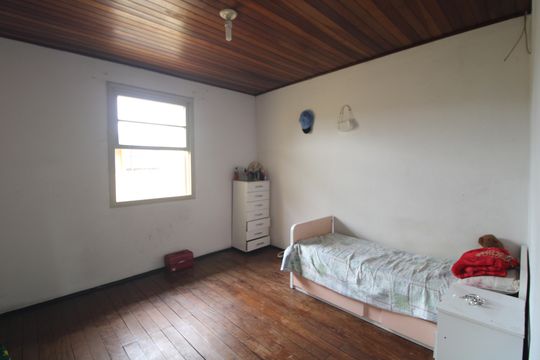 Casa à venda com 2 quartos, 150m² em Jardim Sabara, São Paulo