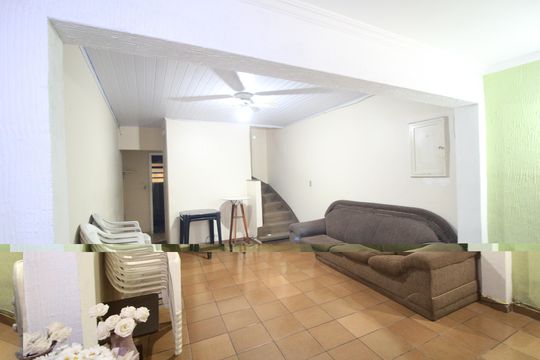 Casa à venda com 2 quartos, 150m² em Jardim Sabara, São Paulo