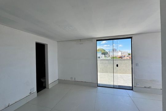 Apartamento à venda com 3 quartos, 163m² em Inconfidentes, Contagem