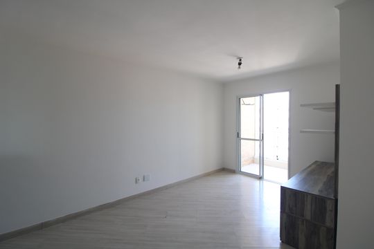 Sala de apartamento à venda com 3 quartos, 73m² em Usina Piratininga, São Paulo