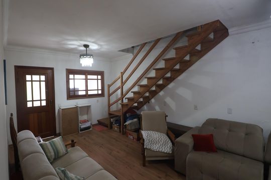 Sala 1 de casa à venda com 3 quartos, 500m² em Centro, Canoas