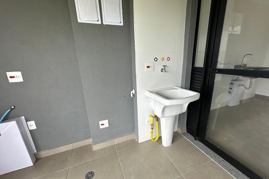 Área de Serviço de apartamento à venda com 3 quartos, 94m² em Alphaville Empresarial, Barueri
