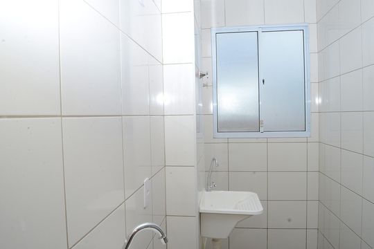 Detalhe da area de serviço de apartamento para alugar com 2 quartos, 41m² em São Gabriel, Belo Horizonte