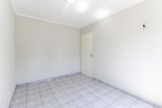 Quarto 1 de apartamento à venda com 2 quartos, 52m² em Itaquera, São Paulo